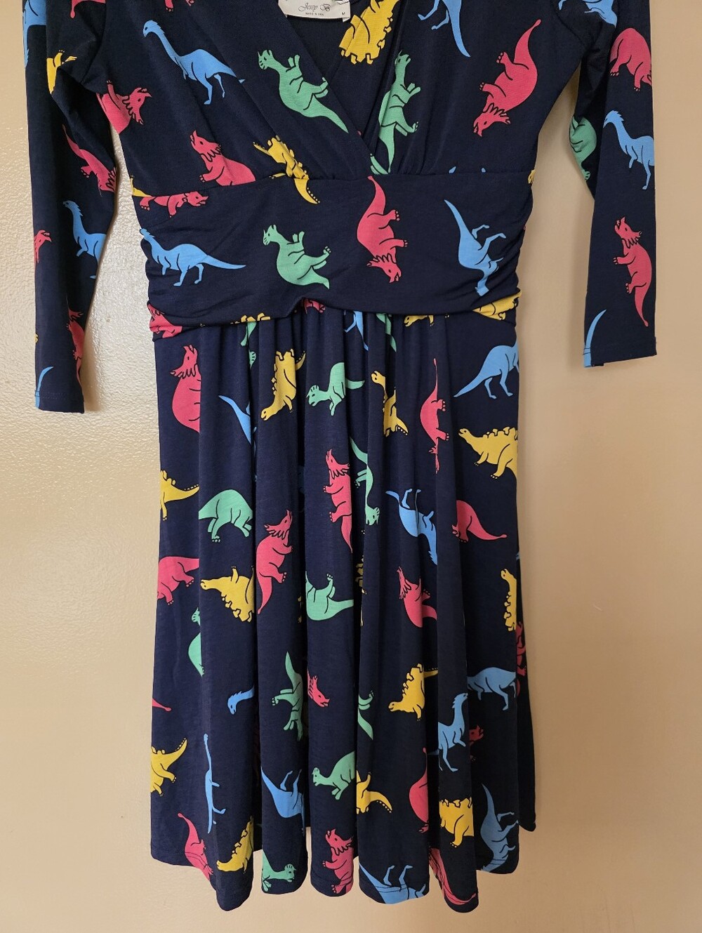 ModCloth Jessy B Dinosaur Print Novelty Empire Waist Dress M Faux Wrap Whimsical - Picture 4 of 12